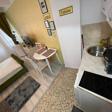 Domum - Old Town - Smardan Lejlighed Bukarest Eksteriør billede