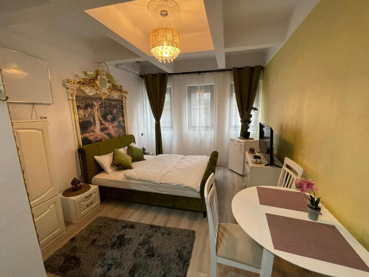 Domum - Old Town - Smardan Lejlighed Bukarest Eksteriør billede