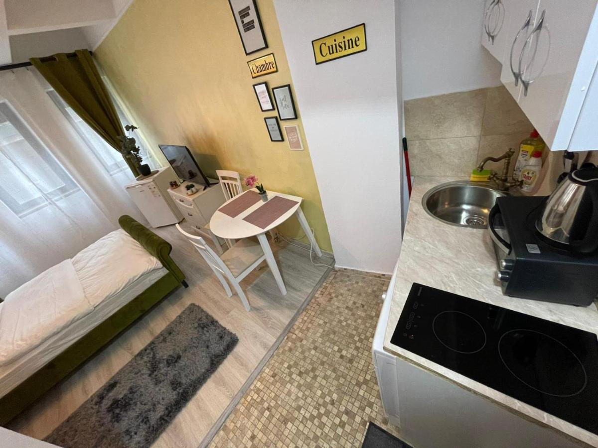 Domum - Old Town - Smardan Lejlighed Bukarest Eksteriør billede